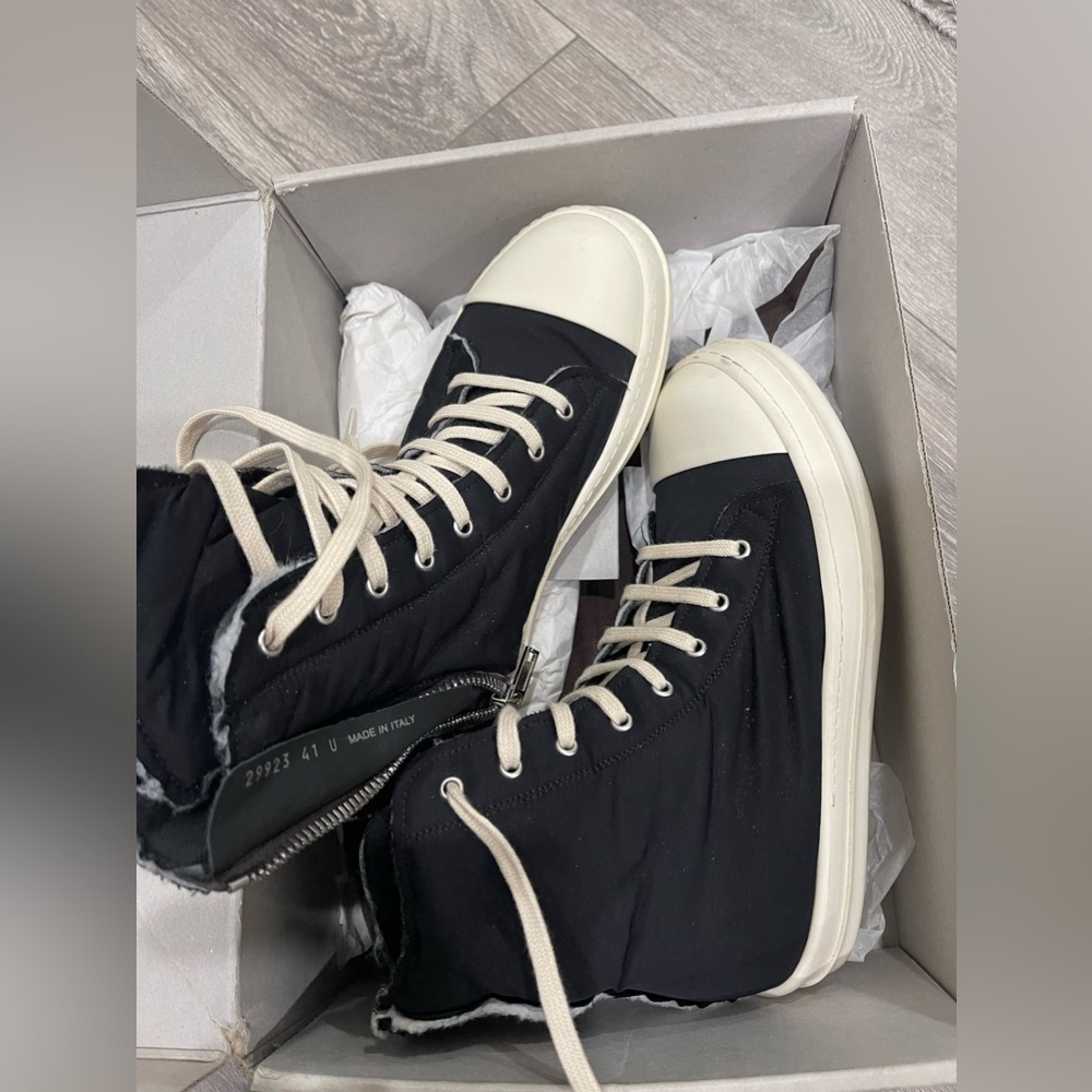 Rick owns - They are a men’s 8